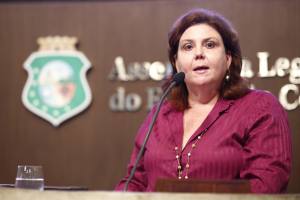 Dep. Fernanda Pessoa (PR)