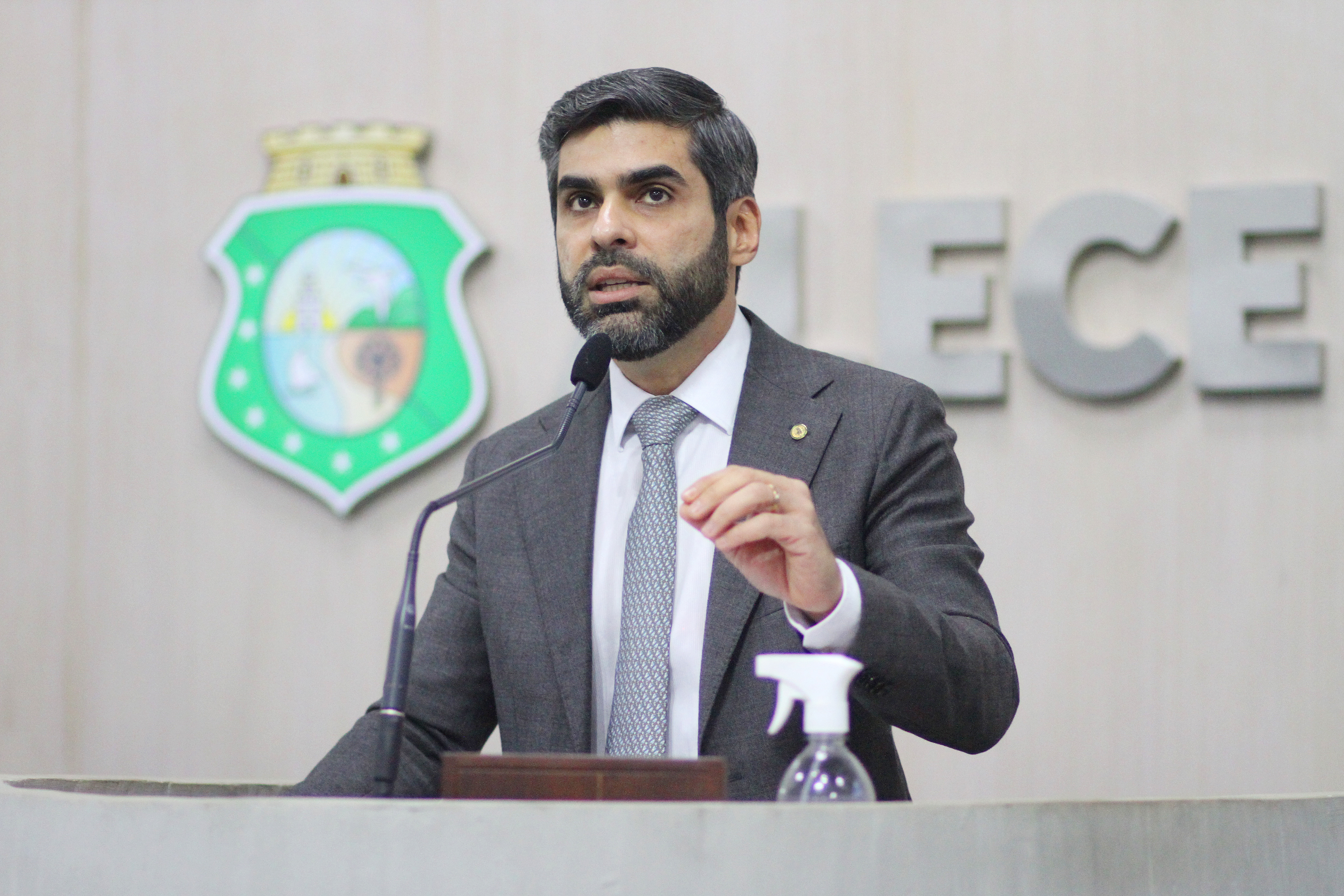 Deputado Queiroz Filho (PDT)