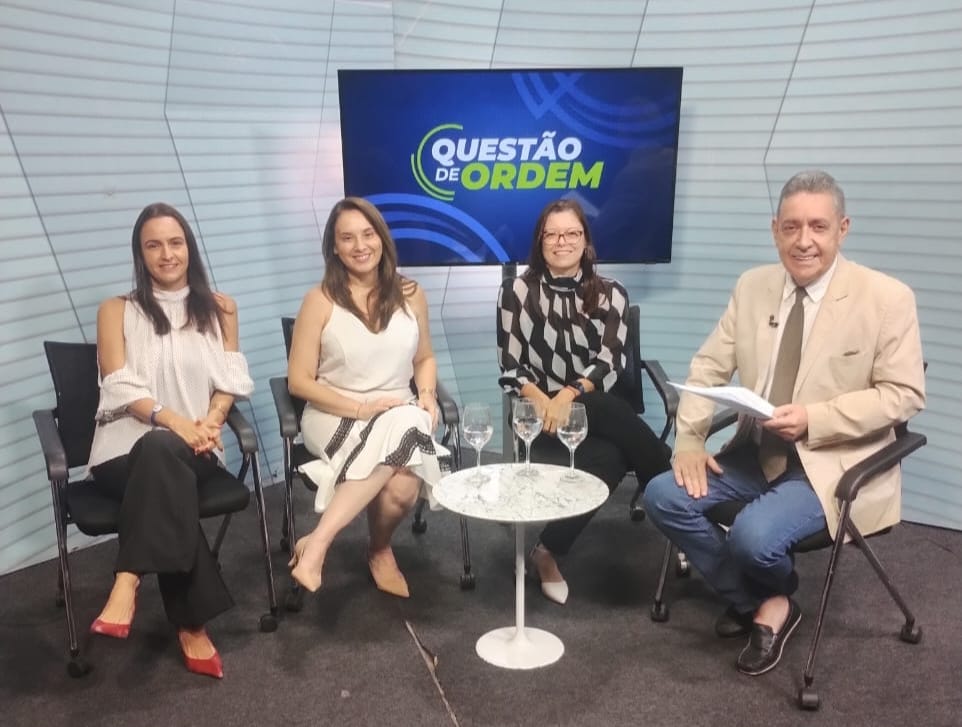 Carla Freitas de Andrade, Adriana Rolim e Mona Lisa Moura de Oliveira e Renato Abreu