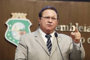Dep. Roberto Mesquita (PV)