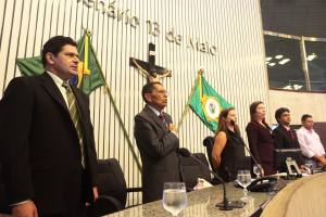 Sessão solene em comemoração ao Dia Mundial do Trabalho