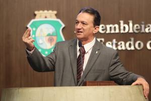 Dep. Ferreira Aragão ( PDT )