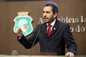 Dep. Elmano de Freitas (PT)