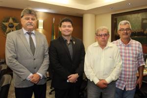 Deputado colhe informações sobre criação de municípios em visita à AL