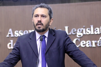 Dep. Elmano Freitas (PT)