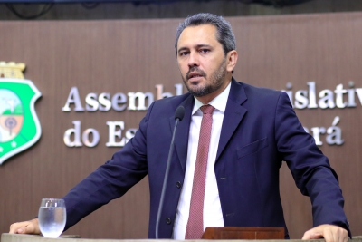 Deputado Elmano Freitas