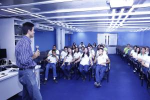 Alunos visitam a AL-CE