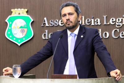 Deputado Elmano Freitas