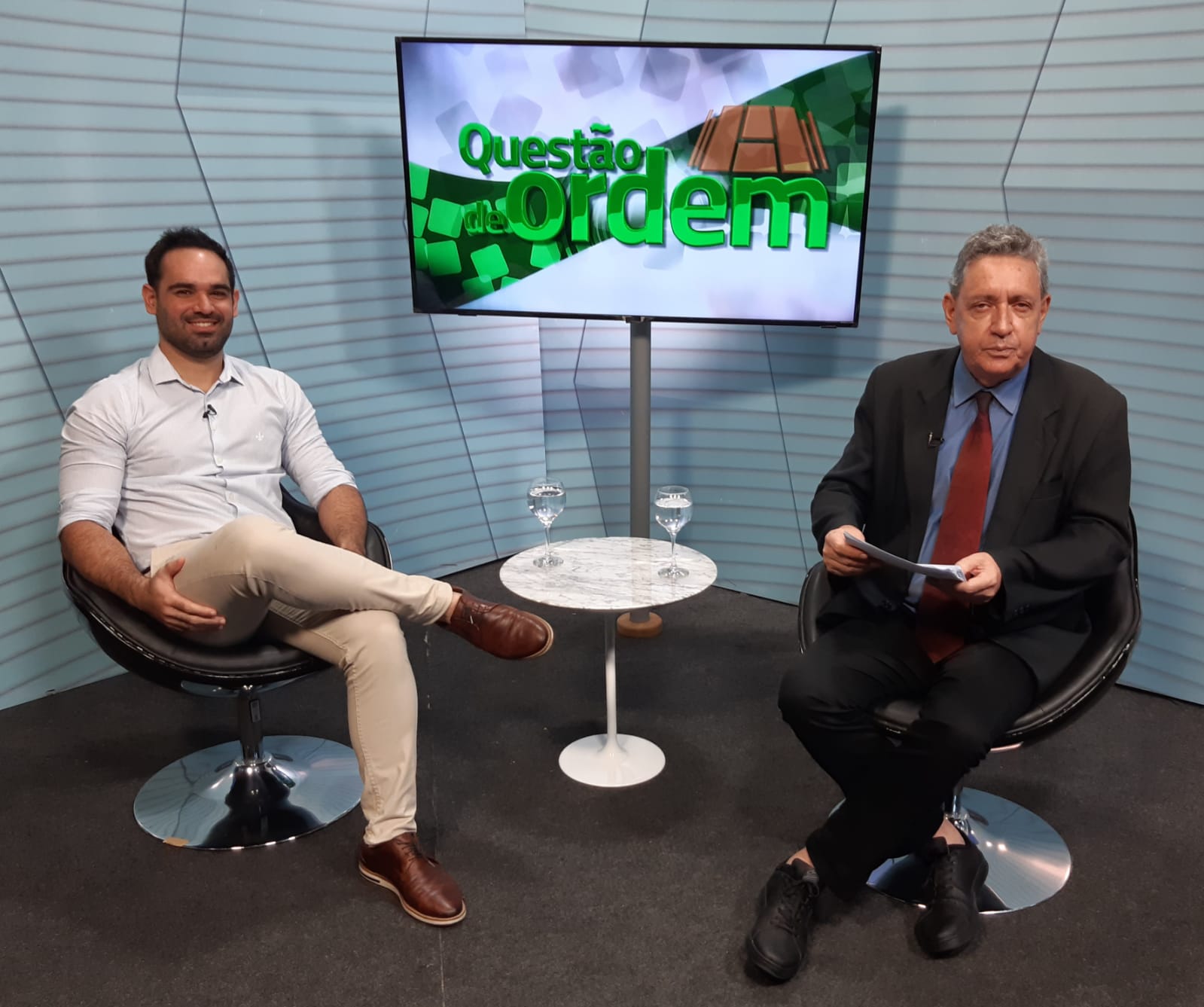 Médico Bruno Castelo e jornalista Renato Abreu