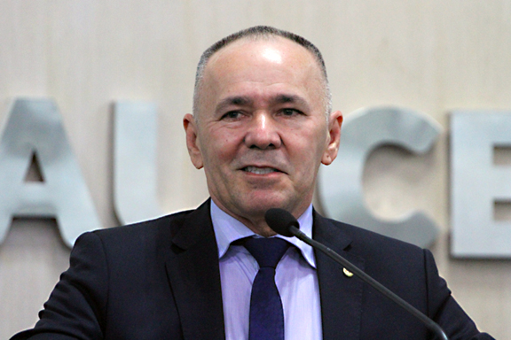 Deputado Alcides Fernandes (PL)