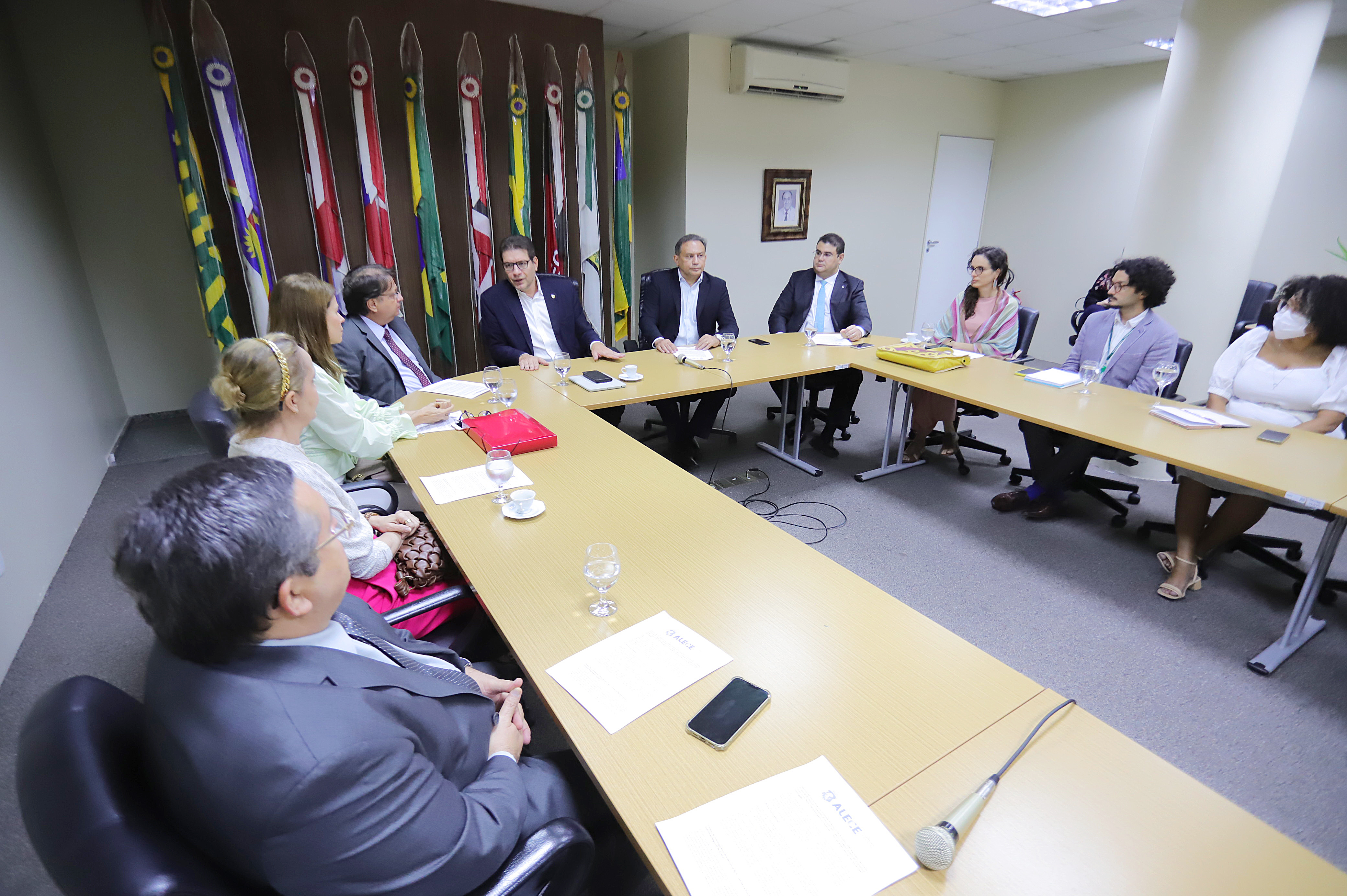 CDHC discute com membros do TJCE soluções para o sistema penitenciário