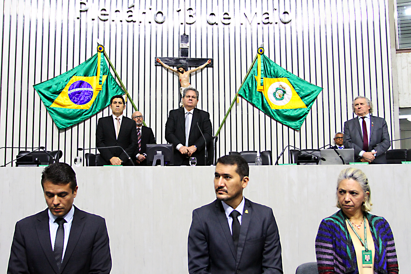 Minuto de silêncio em virtude do falecimento do ex-deputado Humberto Macário de Brito