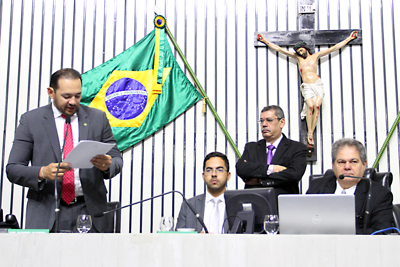 Votação realizada durante sessão legislativa desta quarta-feira