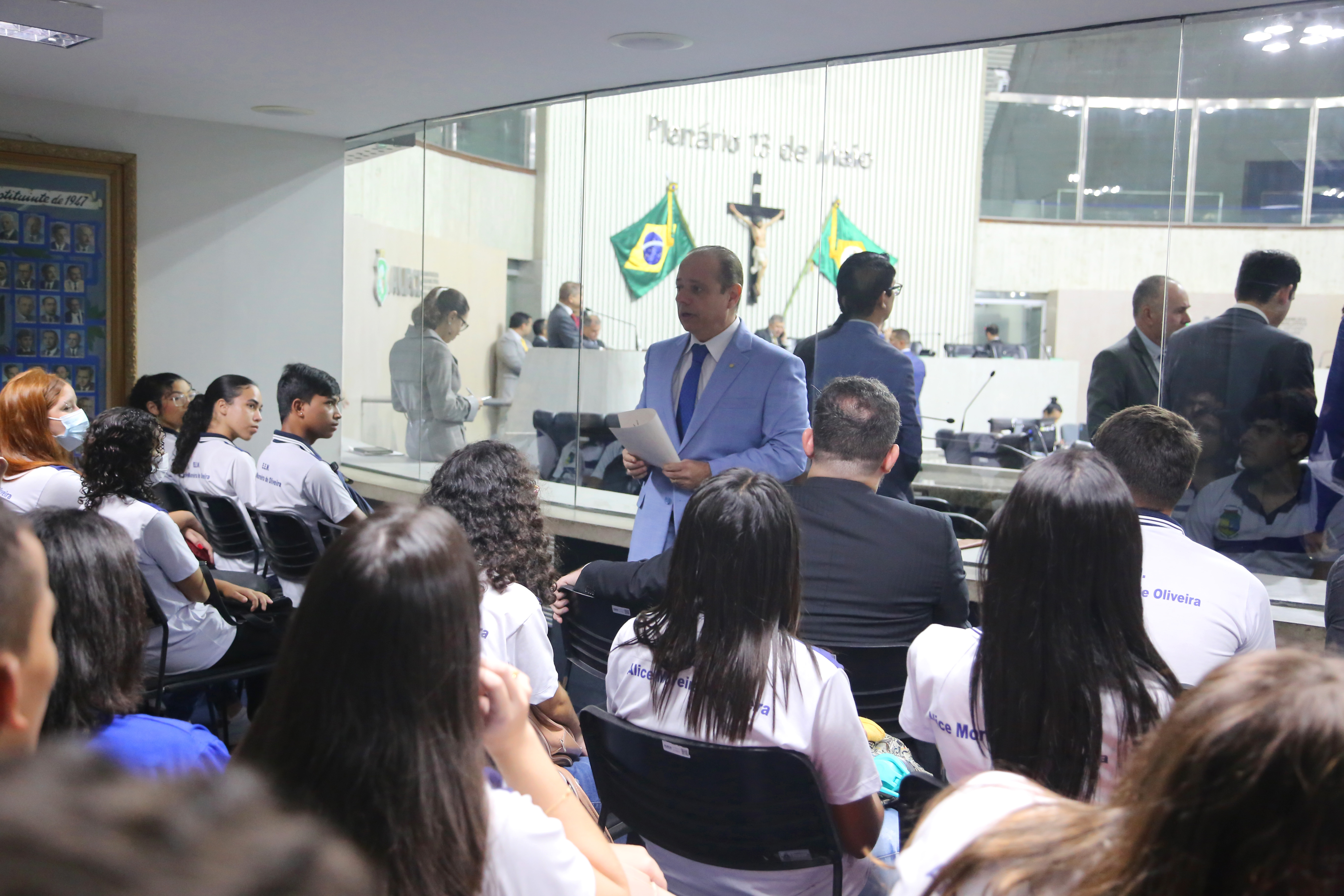 Alece recebe a visita de estudantes de Caucaia e Fortaleza nesta quarta-feira