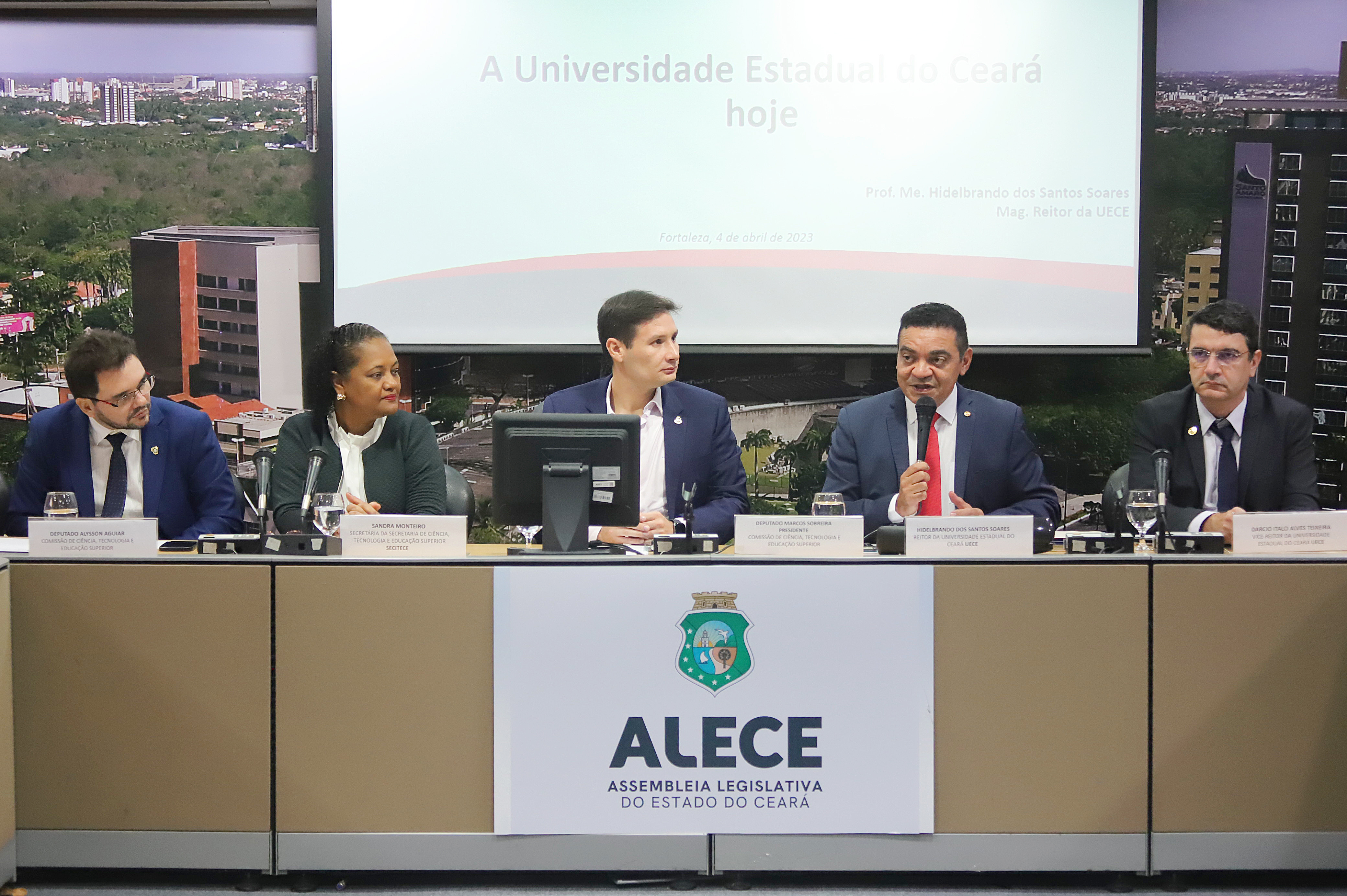 Uece apresenta Plano de Expansão e Interiorização na CCTES
