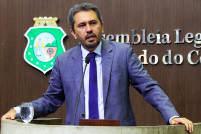 Deputado Elmano Freitas