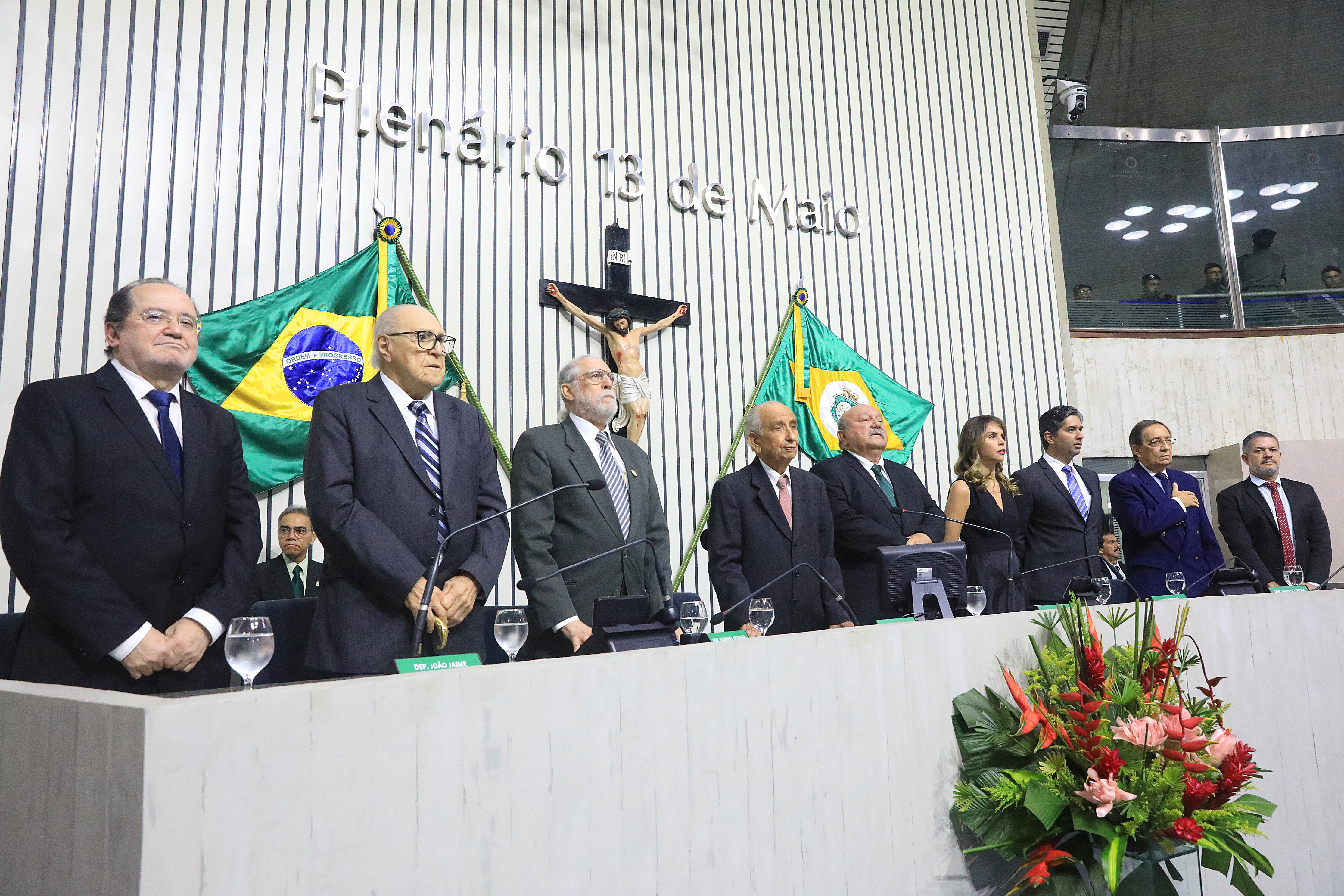 Alece entrega medalha ao médico e professor José Otho Leal Nogueira