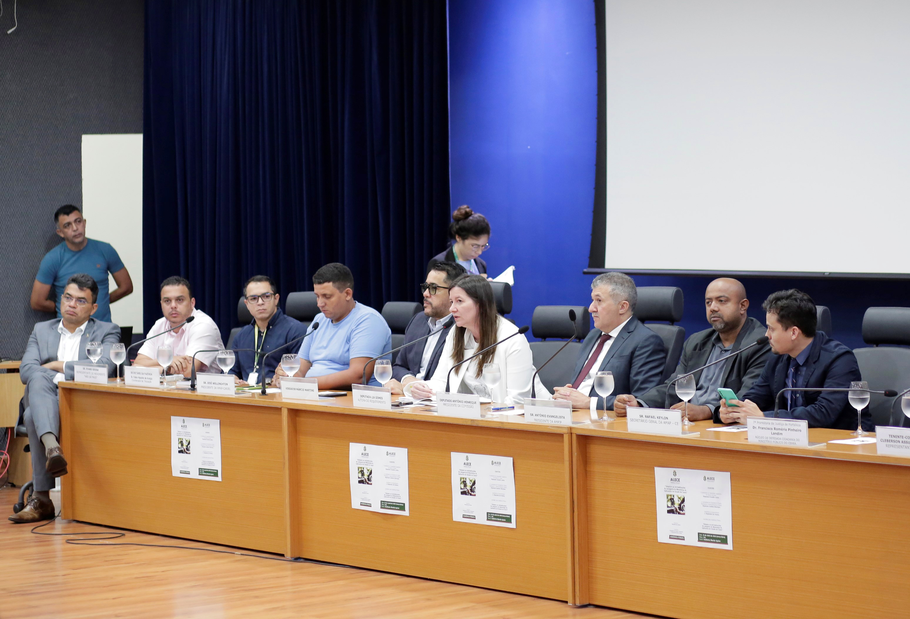 Comissão de Viação, Transporte e Desenvolvimento Urbano debate em audiência pública pautas de interesses de motoristas de aplicativos