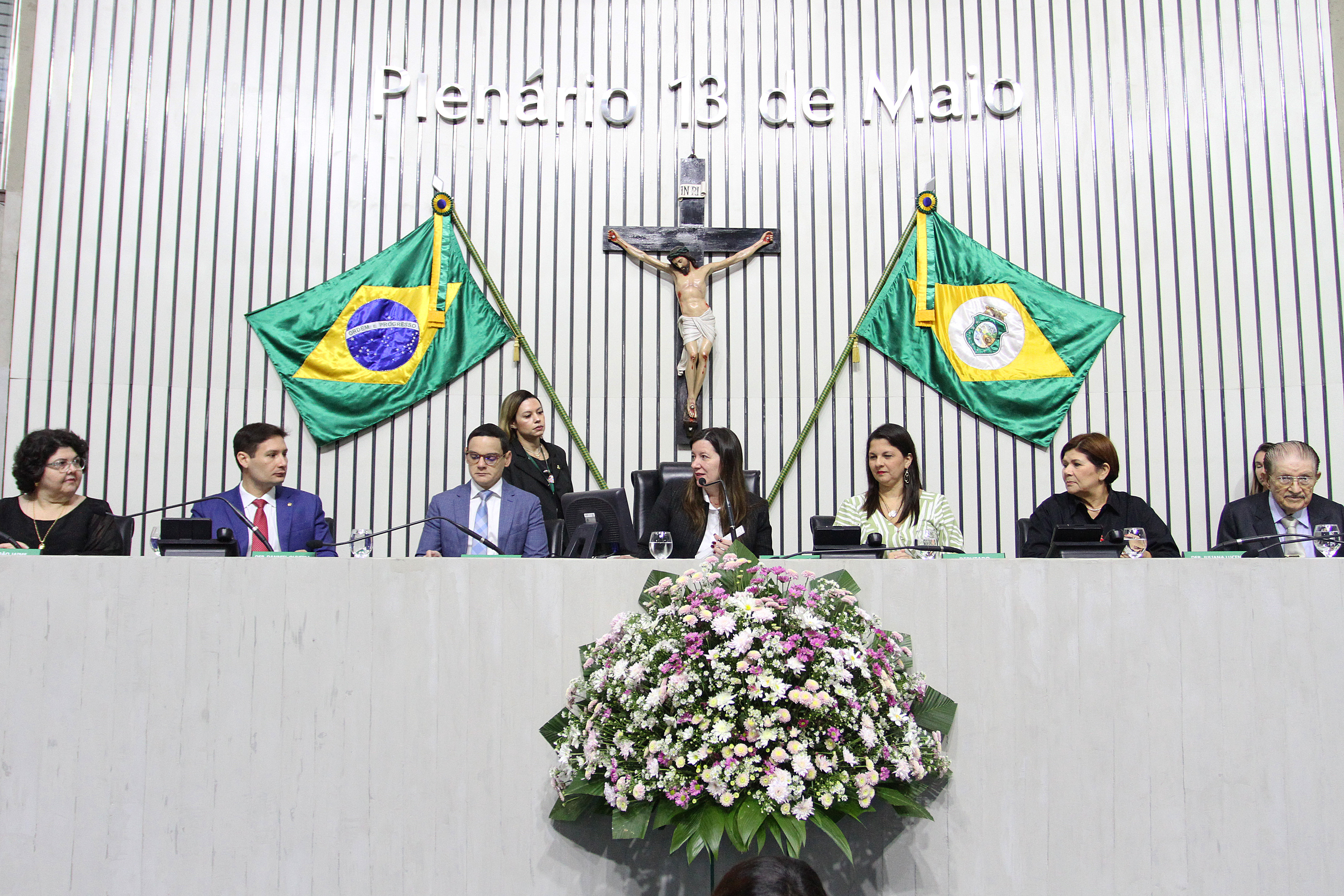 Sessão solene em homenagem aos 26 anos da Defensoria Pública Geral do Estado do Ceará