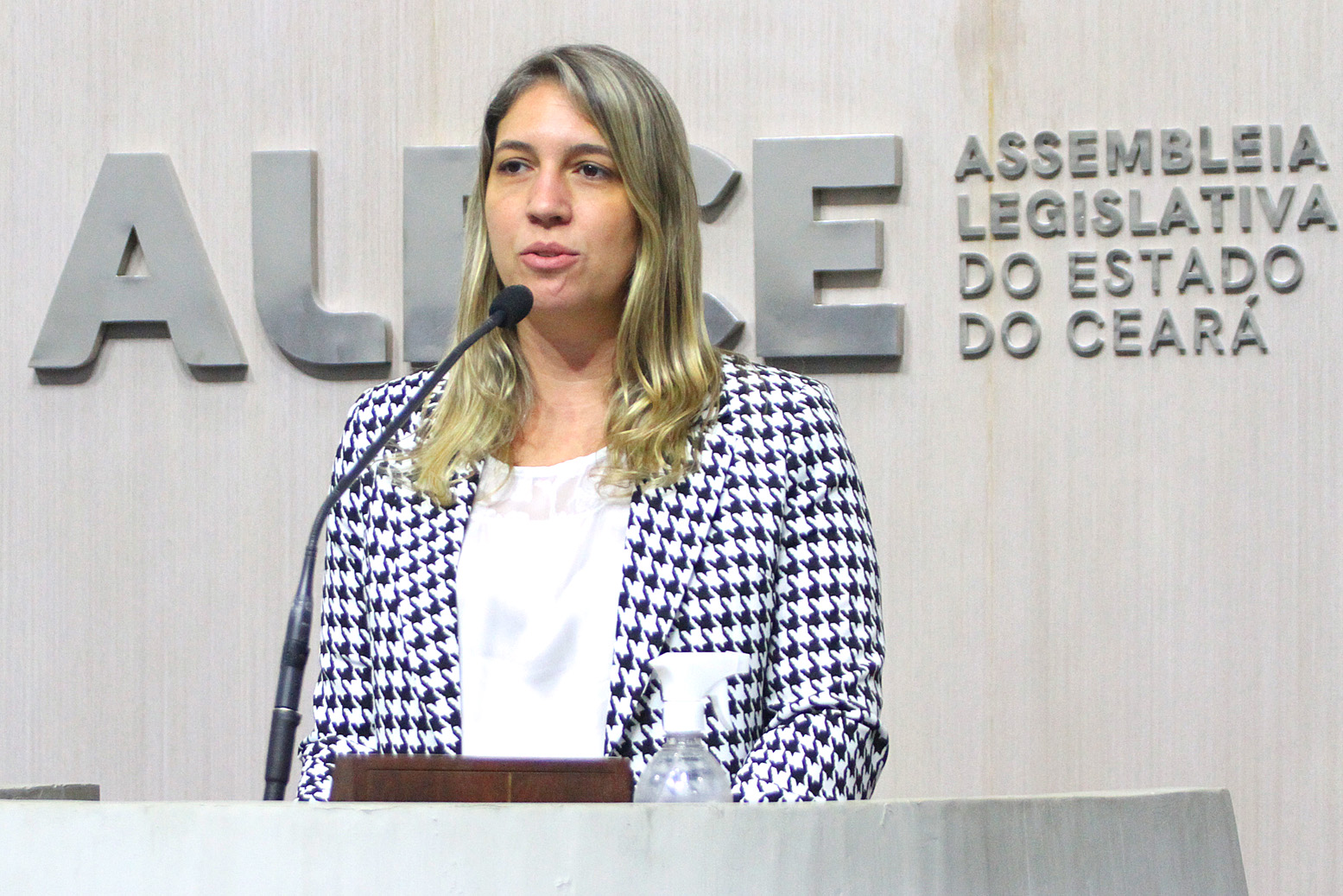 Deputada Larissa Gaspar (PT)
