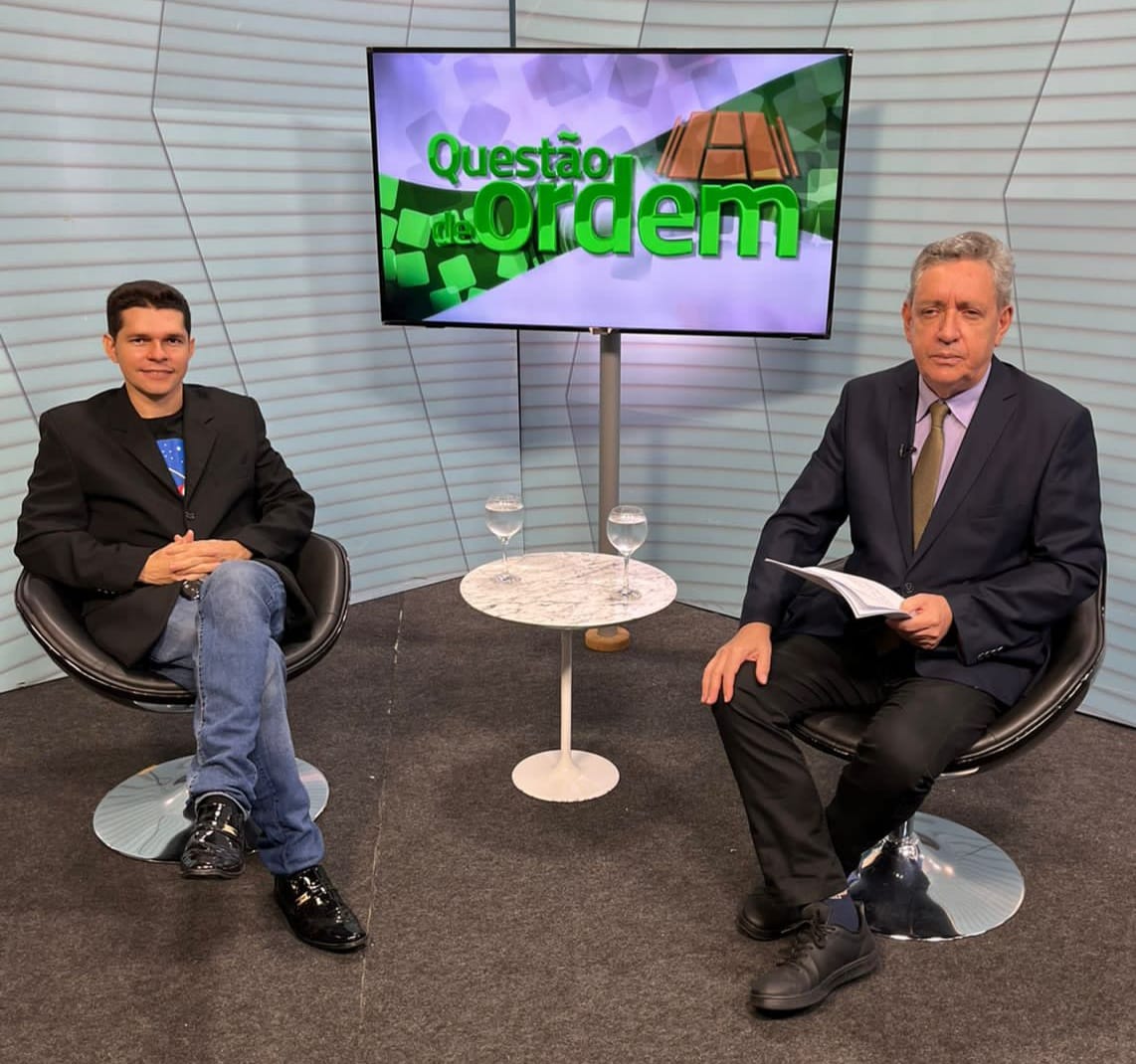 Físico Ednardo Rodrigues e jornalista Renato Abreu