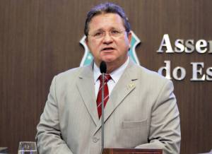 Dep. Roberto Mesquita (PV)