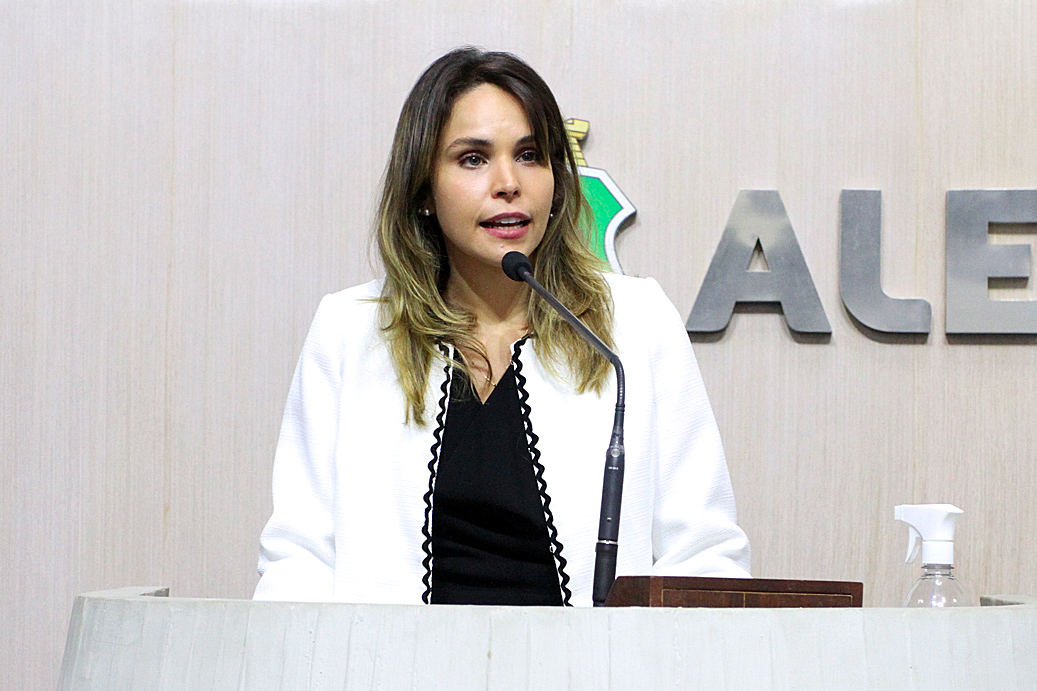 Deputada Gabriella Aguiar (PSD)