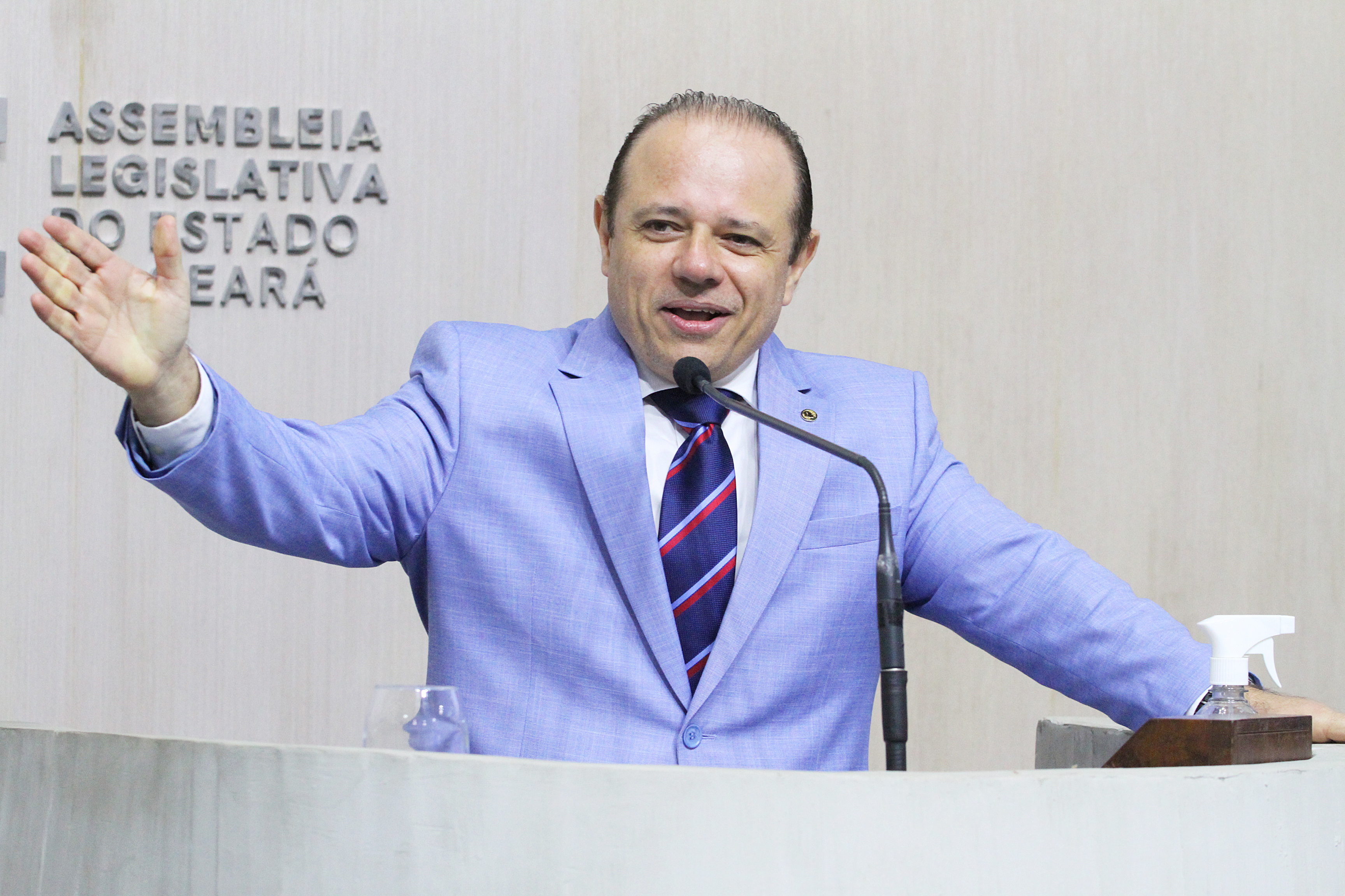 Deputado Cláudio Pinho (PDT)