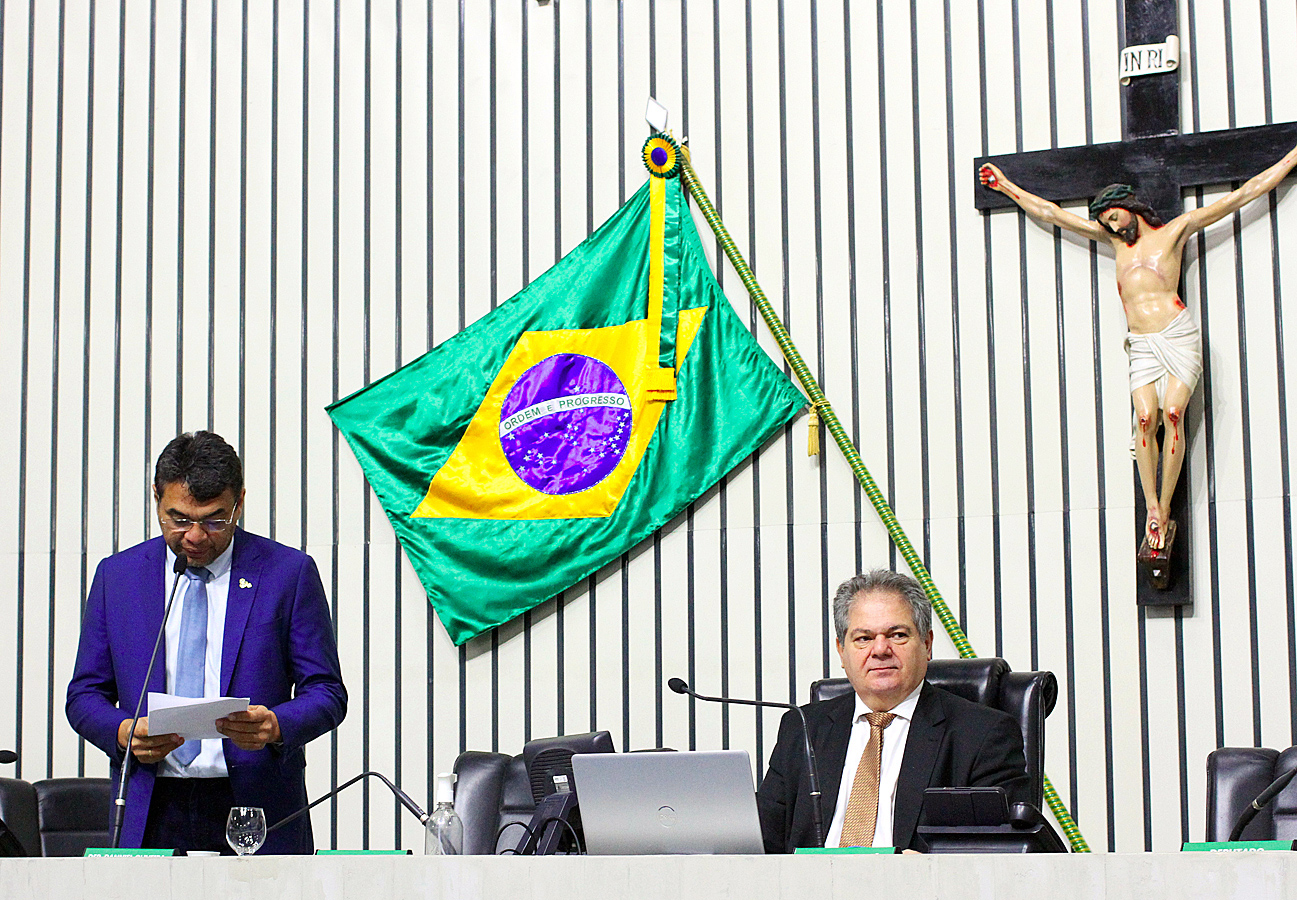 Leitura do expediente da sessão legislativa desta terça-feira