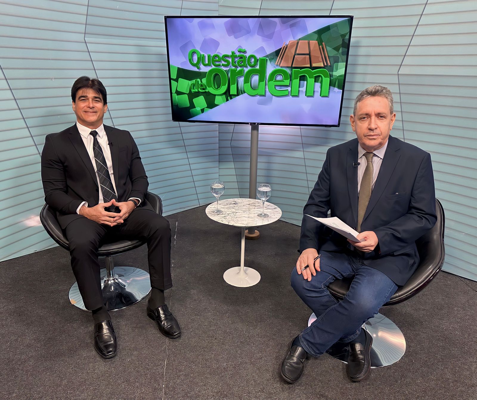 Diretor Legislativo Fabrício Machado e jornalista Rento Abreu