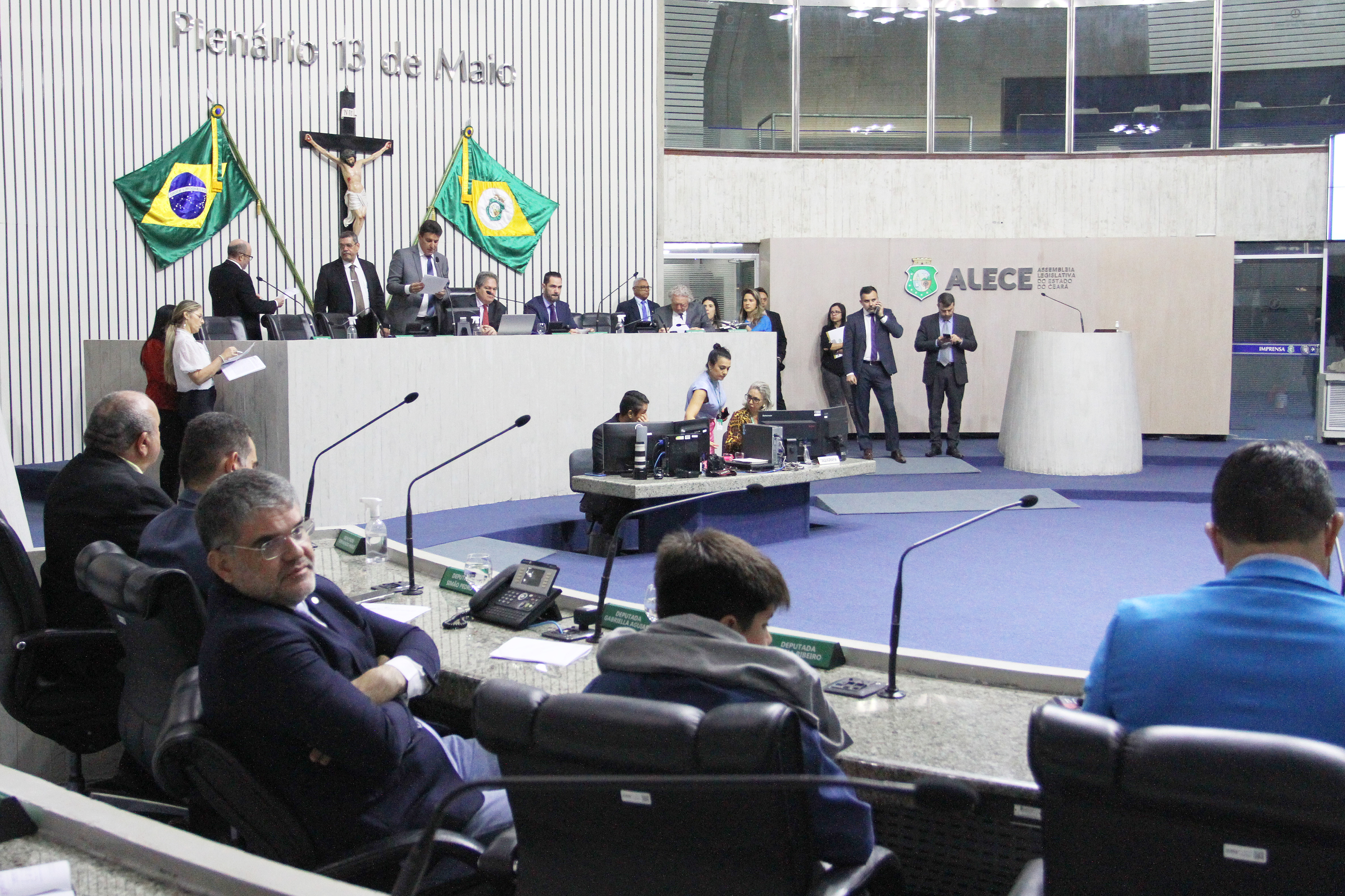 Votação realizada durante sessão legislativa desta quarta-feira