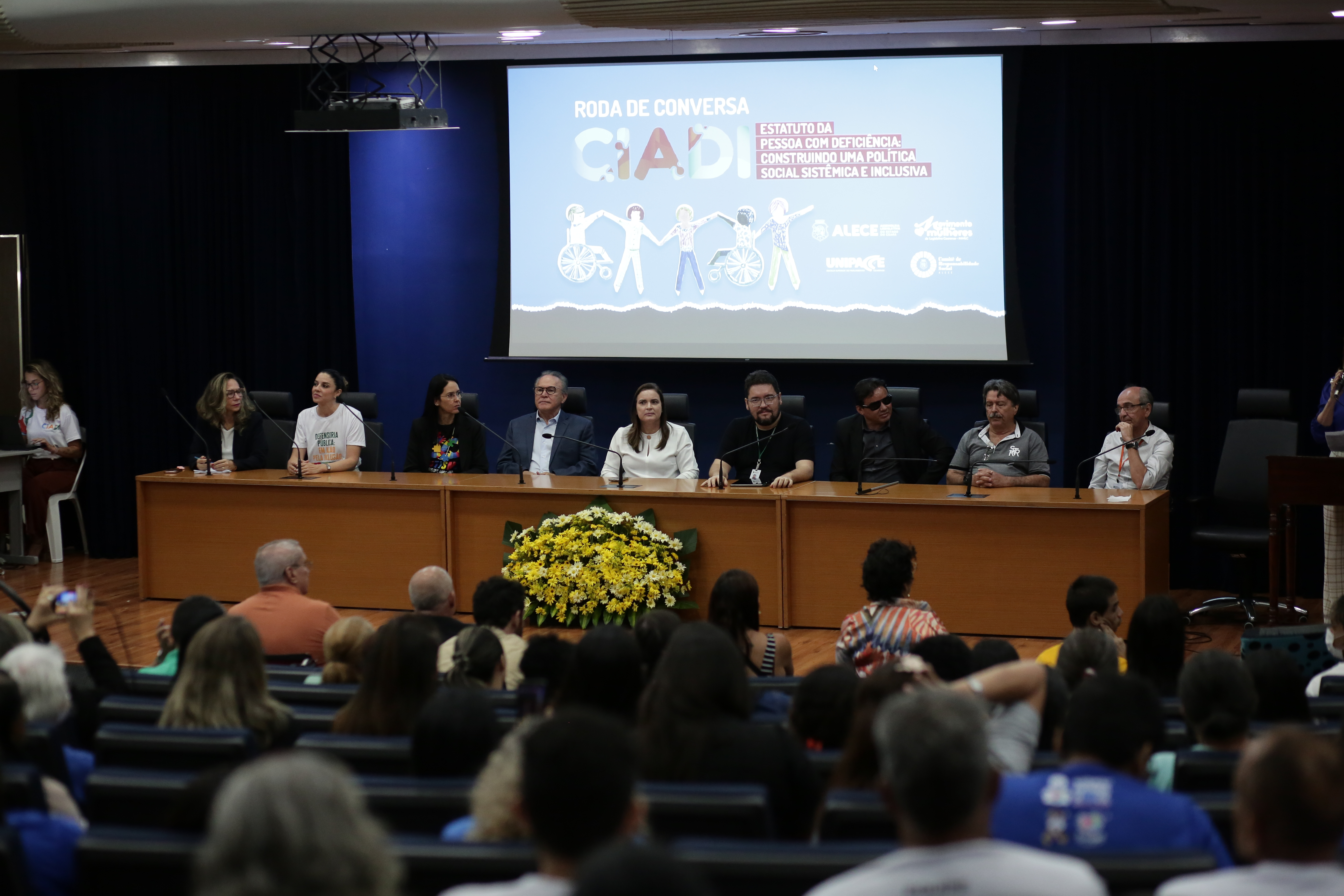 Direitos da pessoa com deficiência são defendidos em roda de conversa na Alece