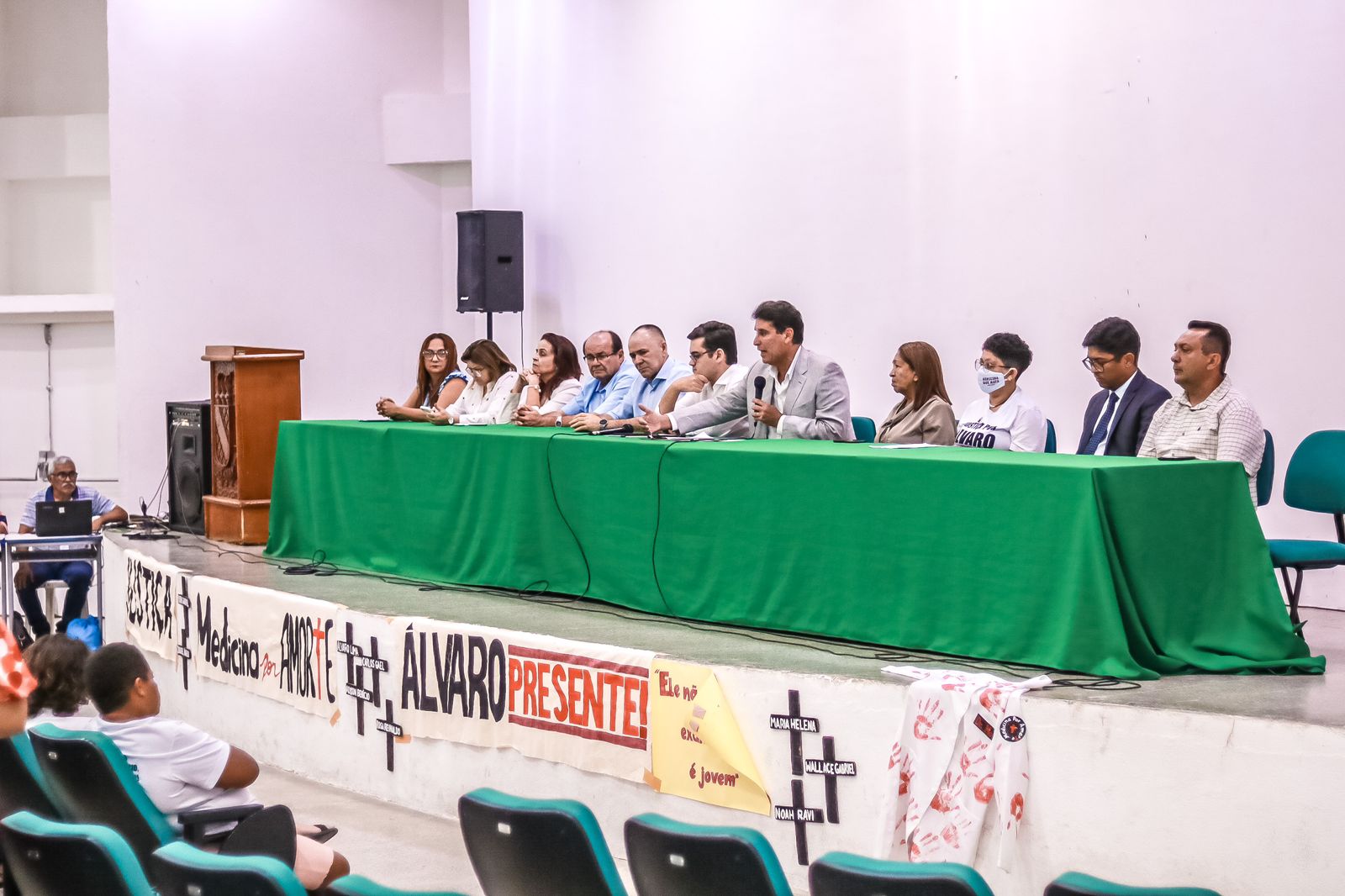 Situação precária do Hospital Regional de Iguatu é apontada em audiência
