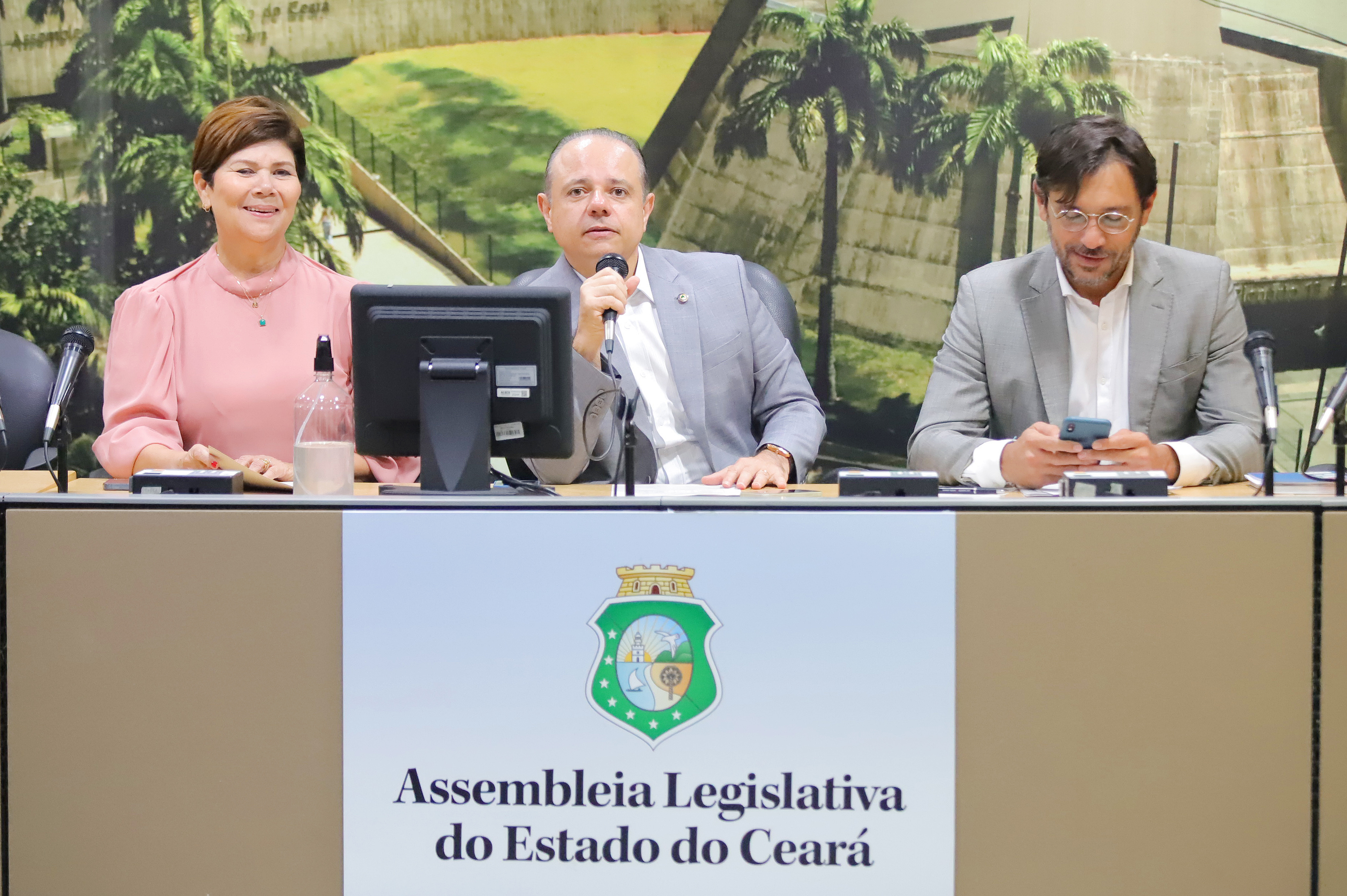 Comissão de Educação Básica aprova sete projetos de parlamentares