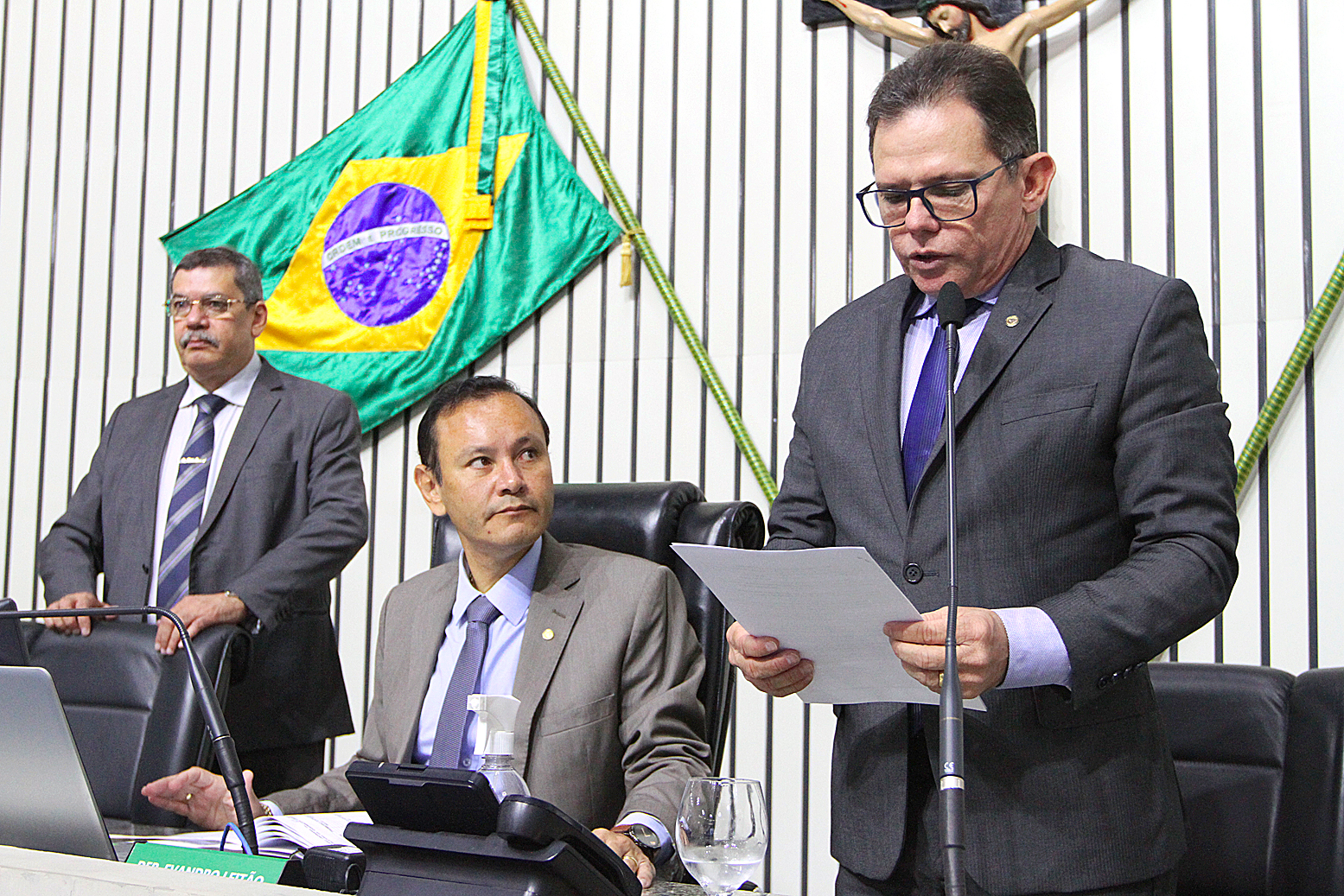 Abertura dos trabalhos da sessão legislativa desta terça-feira