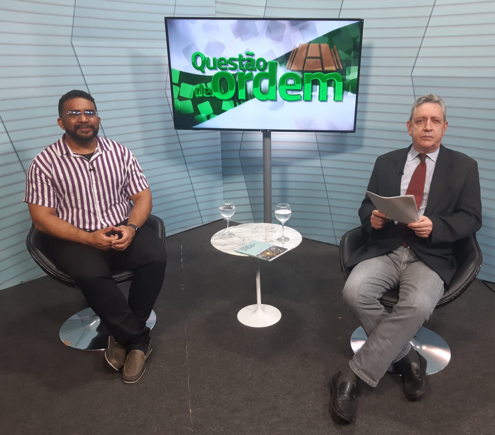 Professor Emanuel Freitas e jornalista Renato Abreu