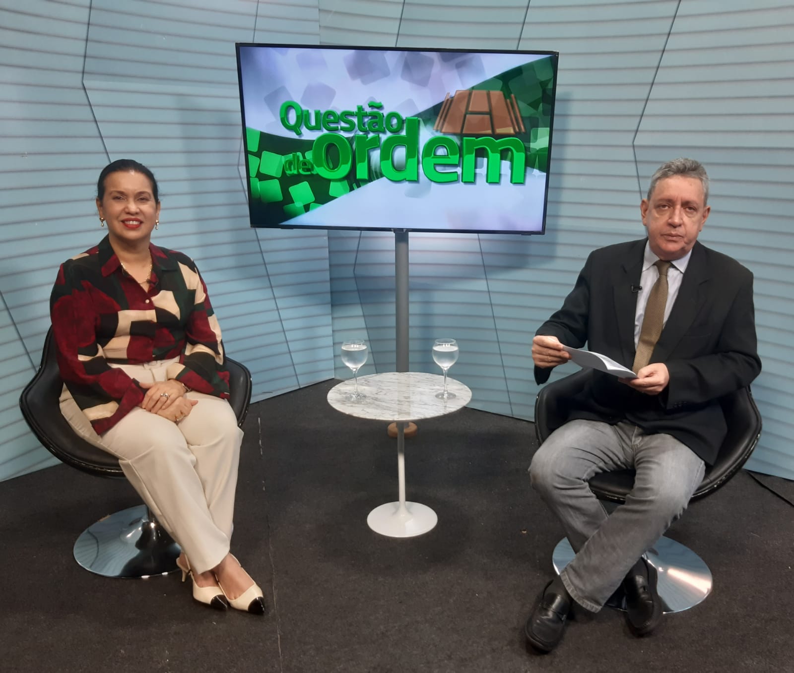 Christiane Leitão, vice-presidente da OAB-CE e jornalista Renato Abreu