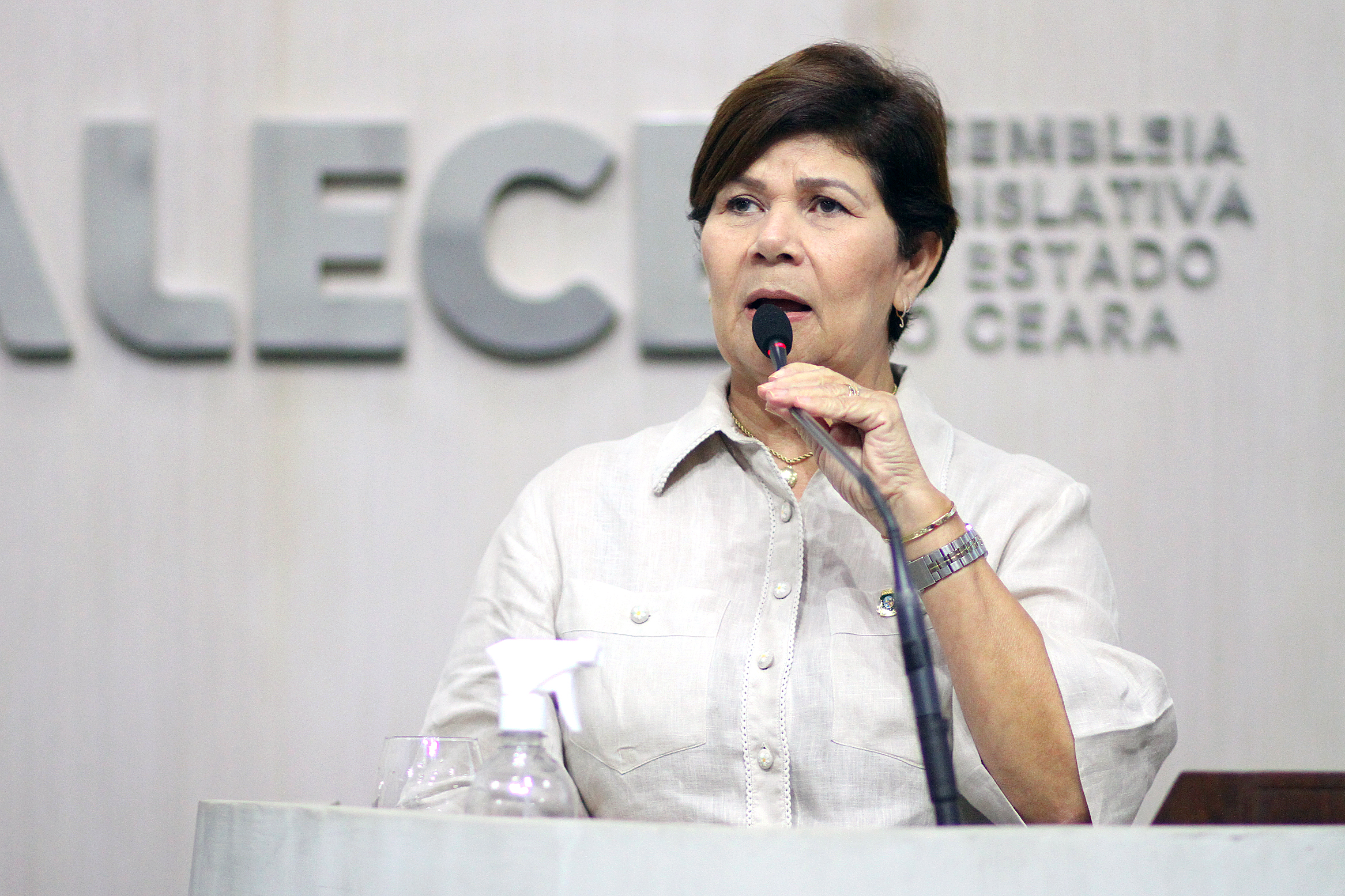 Deputada Jô Farias (PT)