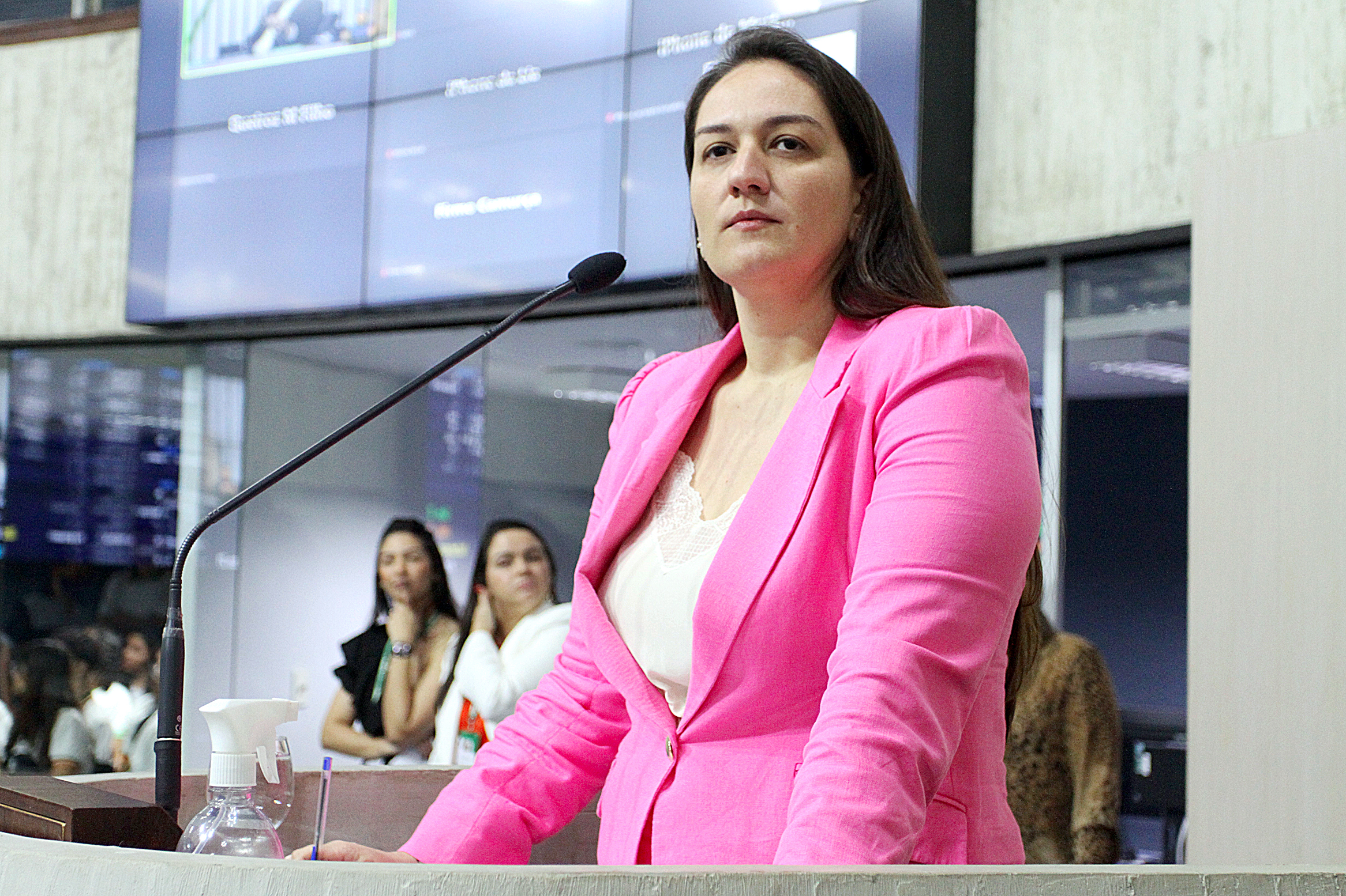 Deputada Luana Ribeiro (Cidadania)