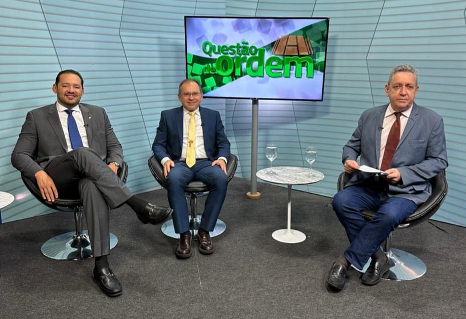 Deputado Danniel Oliveira, Carlos Matos e jornalista Renato Abreu