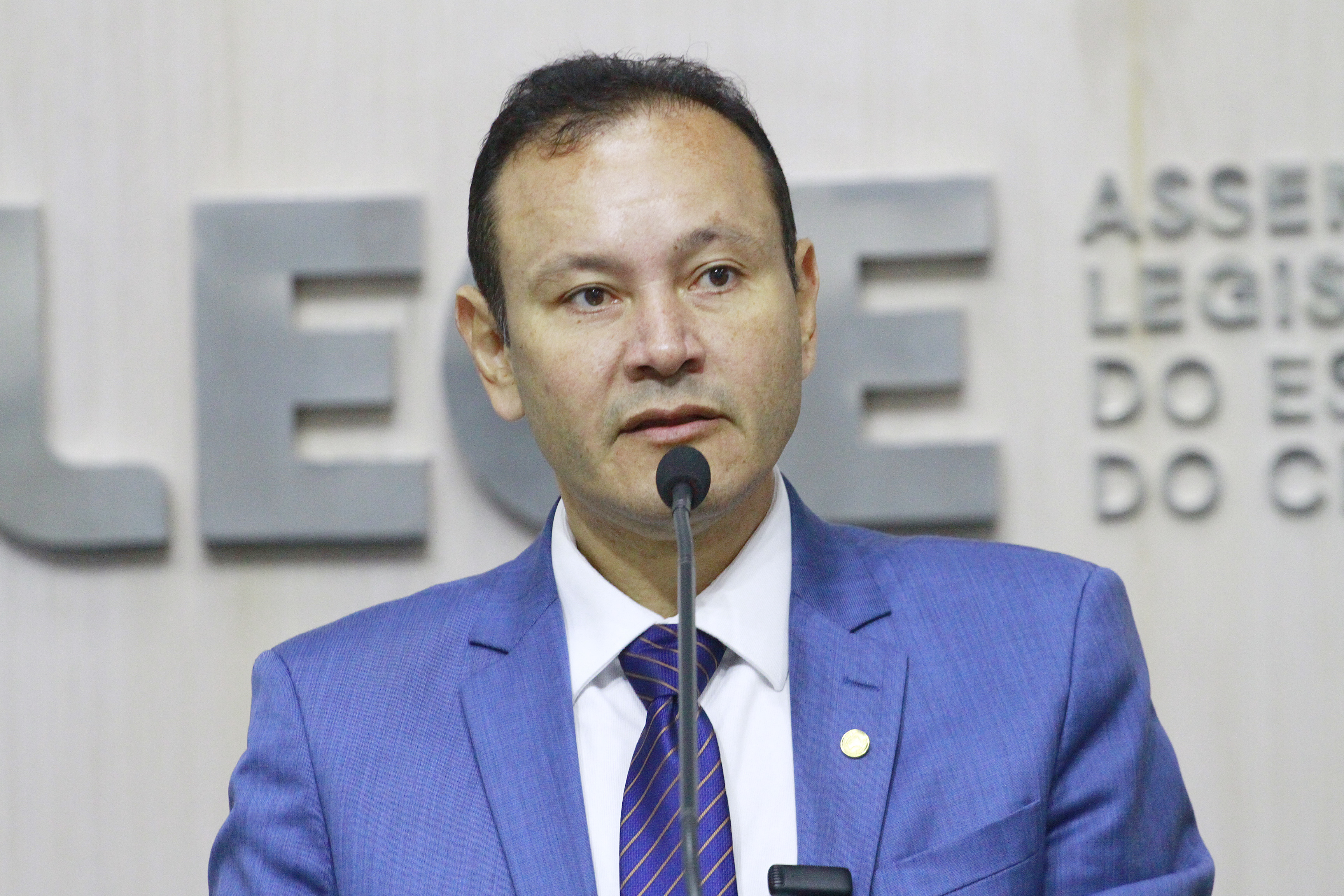 Dep. Stuart Castro ( AVANTE )