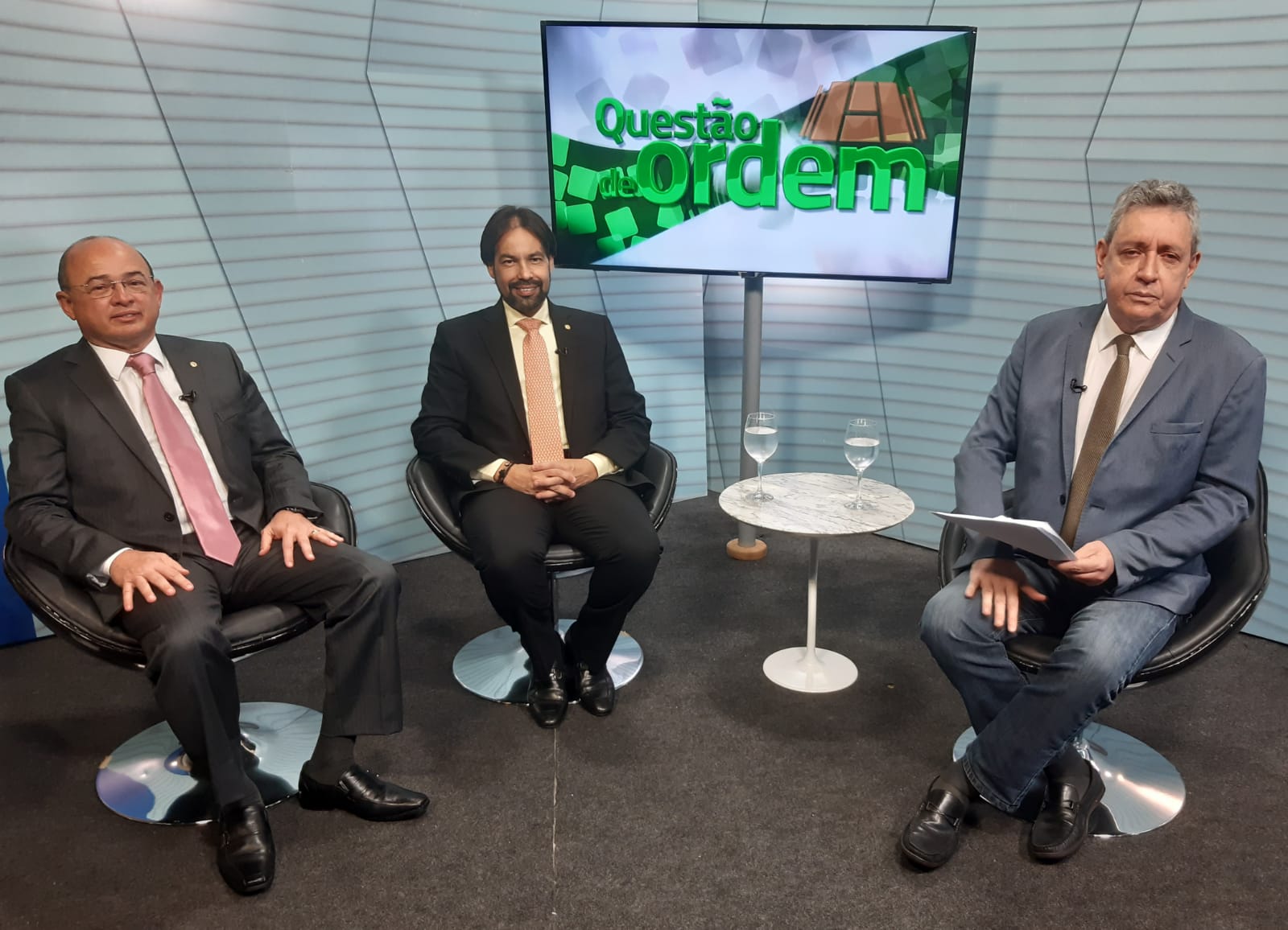 Secretário da Unale, deputado Sergio Aguiar; presidente da Unale, deputado Diogo Moraes e jornalista Renato Abreu