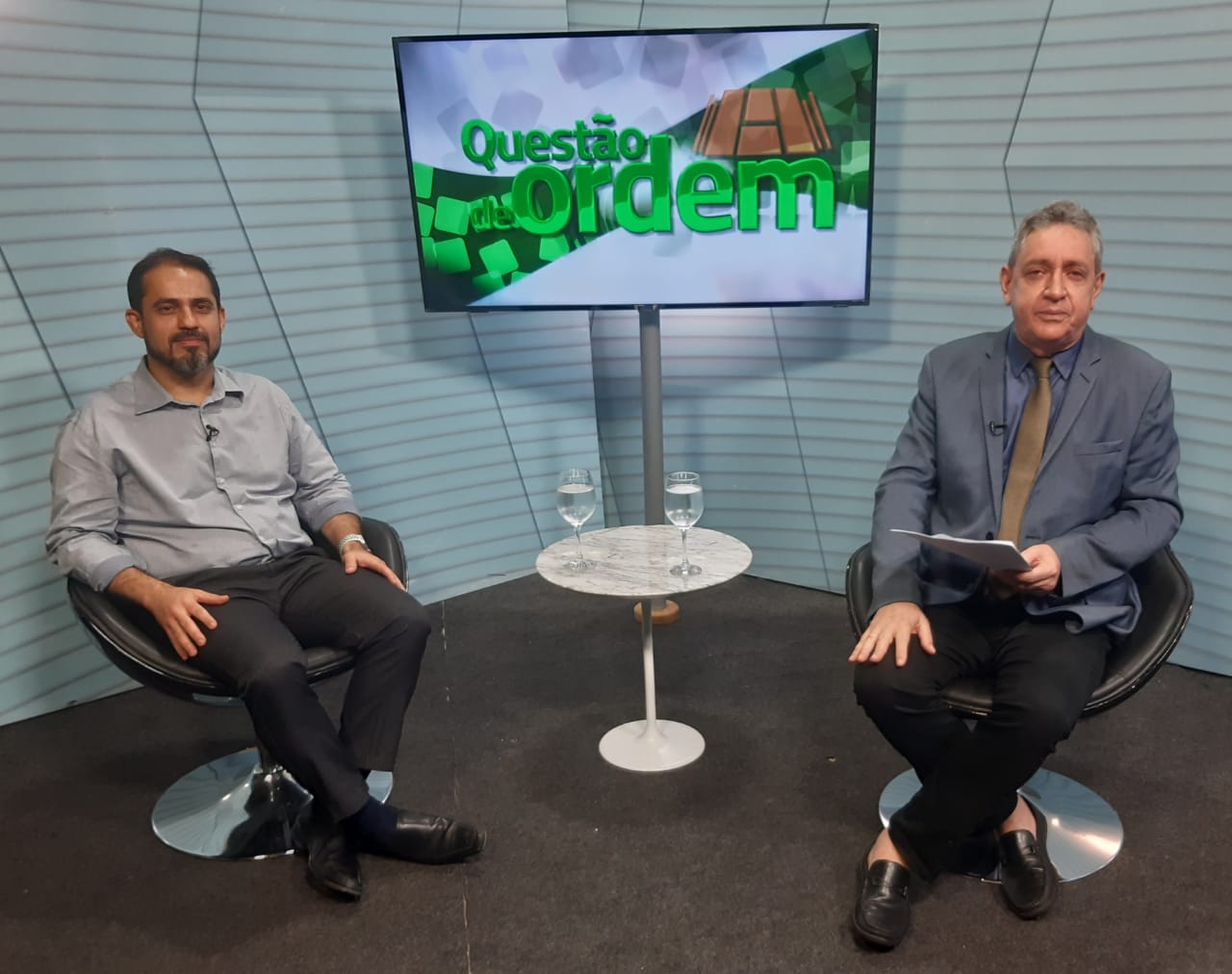 Médico Bomfim Júnior e jornalista Renato Abreu