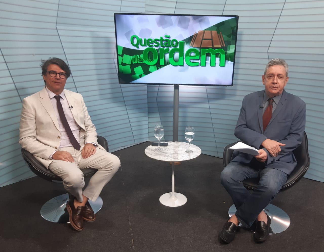 Presidente da Abem, Sandro Schreiber e jornalista Renato Abreu