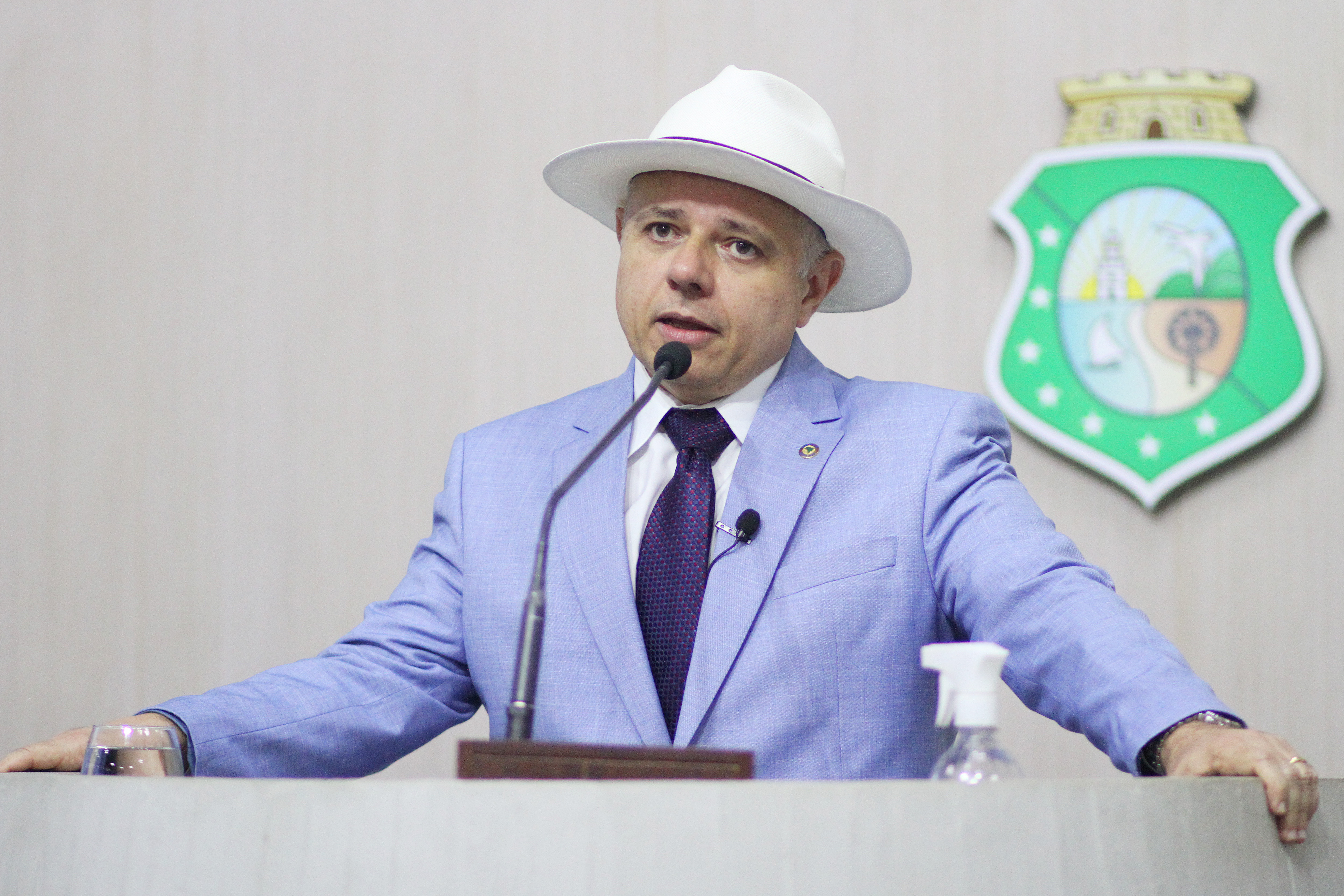 Dep. Cláudio Pinho ( PDT )