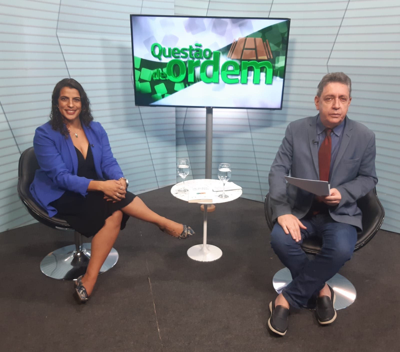 A diretora executiva da Somos Um, Andréia Cardoso, e o jornalista Renato Abreu