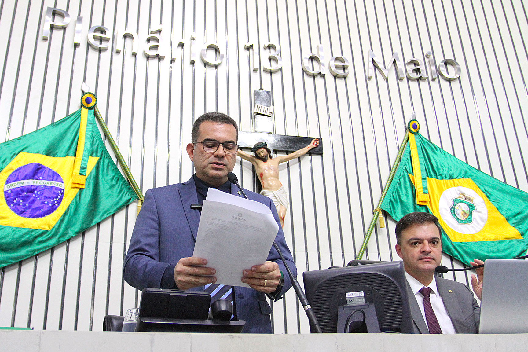 Leitura do expediente da sessão legislativa desta quinta-feira