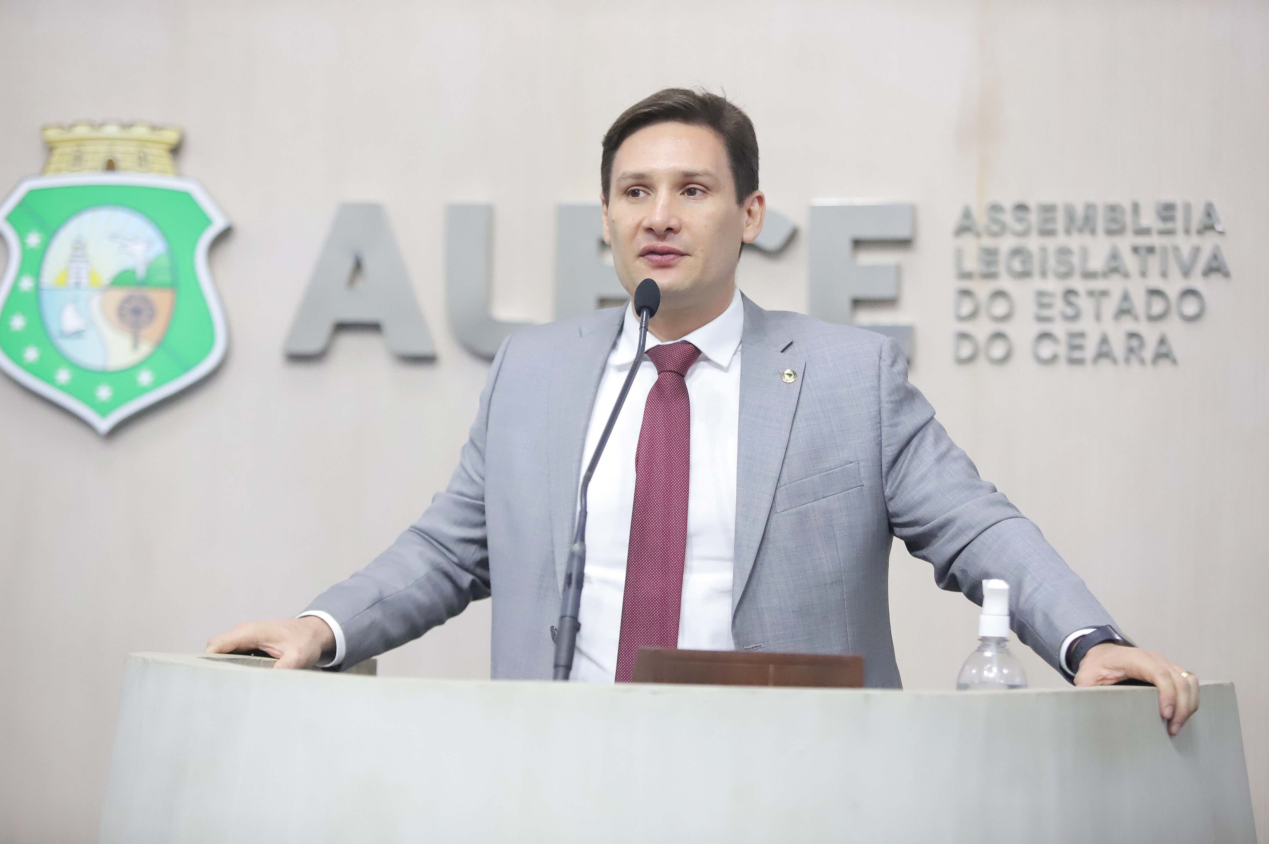 Dep. Marcos Sobreira ( PDT )