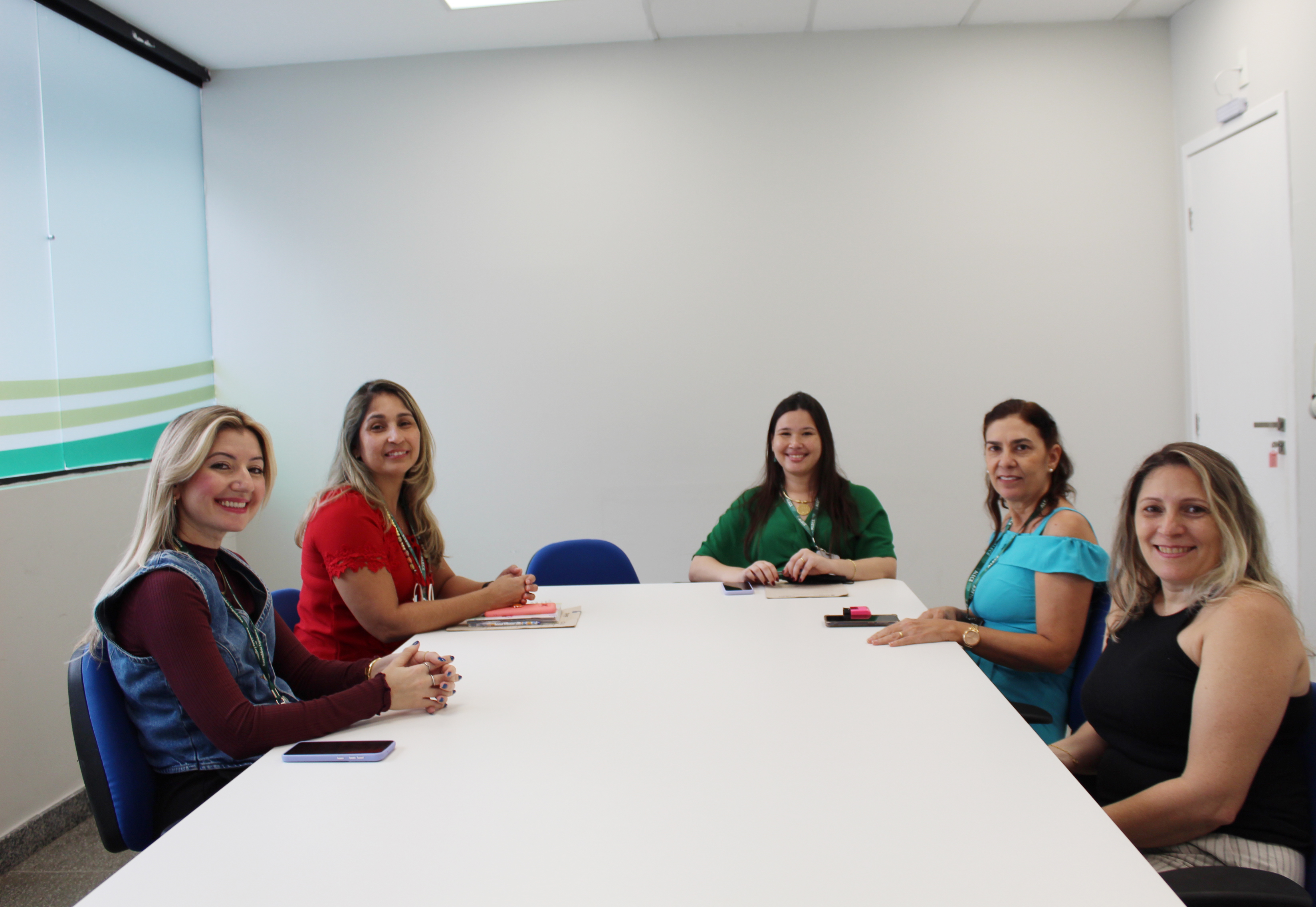 Reunião dos profissionais do Ciadi com famílias das crianças e adolescentes acompanhados
