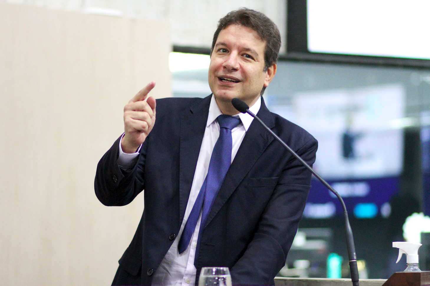 Deputado Renato Roseno (Psol)